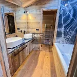 Colchiques Aux Pieds Des Pistes Sauna